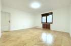 Apartament 3 camere de inchiriat - zona Centrala-Favorit - 8