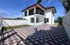 Duplex Elegant P+1E in Crevedia - 2