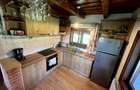 Casă de vacanță, de vânzare, pretabilă locuință sau afacere hotelieră - 10