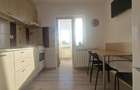 Navodari (Sud)- 2 camere decomandate, centrala gaze, liber -65.000euro - 10