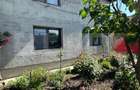 Apartament 3 camere la casa cu gradina si curte generoasa - 2