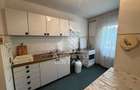 Apartament cu 3 camere de vanzare,decomandat,etaj intermediar,Bucovina