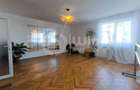 Apartament 4 camere in vila | 160 mp | Garaj | Curte | Andrei Muresanu - 1
