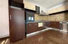 Royal Imobiliare - Inchiriere Vila zona Bucov cartier Mica Roma - 7