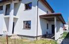 Vila P+1, zona linistita, pentru doua famili. - 6