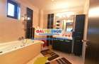 Vanzare vila  P+1+M,900 mp teren,Dobroesti complex rezidential - 16