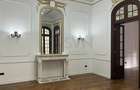 REV2002762 Vila de inchiriat 21 camere zona Universitate - 1
