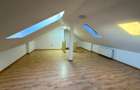 Vand apartament 3 camere Dambovita mansarda 92000 euro - 10