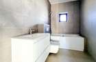Spatiul unei case tip duplex, confortul unui camin modern, Sfantu Gheorghe, Joka - 13