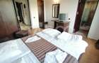Pensiune 13 camere 16 bai sauna piscina si teren 1565 mp Cisnadioara - 9