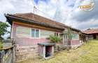 Casa din caramida cu 1.087 mp teren, pozitie centrala, utilitati la poarta, Micf - 57