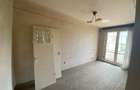Vand apartament cu 3 camere vis a vis de kfc - 8