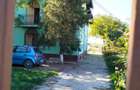 Proprietate completă: casă, terenuri și anexe în Valea Voievozilor - 1