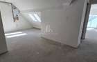 Apartament 3 Camere, Bloc Nou/Mansarda, P-ta Republicii, 7 Noiembrie - 2