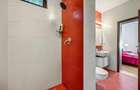 Casa pe 3 niveluri | Terasa cu priveliste | 3 parcari | Pozitie centrala