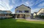 2025 | Vila duplex noua 4 camere + mansarda | Curte libera 400 mp | OTOPENI