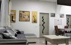 Apartament 3 camere in casa, renovat zona Str. LUNGA - 2