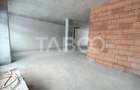 Spatiu comercial open space generos stradal cu vitrine Turnisor Sibiu - 6