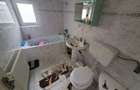Casa in Ronat compartimentata in 2 apartamente cu intrari separate - 12