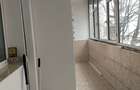 City Park : Apartament 3 camere,două holuri,etaj 2, gaze, balcon generos - 16