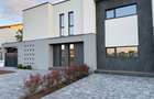 Vând Duplex la cheie cu zid dublu 5 camere 3 băi Comision zero - 9