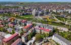 Apartament 3 camere de vanzare - modernizat 2024 - Poarta 6 - 15