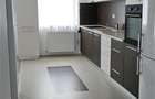 Apartament 3 camere, etaj 1, parcare! Zona Florilor! - 2