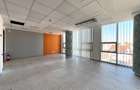 Spatii  de birouri Luminos / 190-350 mp / in cladire noua cu paza  - 1