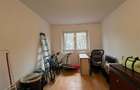Apartament cu  4 camere si garaj zona centrala - 6