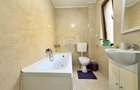Apartament modern de vânzare, etaj 1, balcon închis, parcare privată - 5
