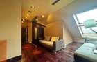 PENTHOUSE EXCLUSIVIST - 8