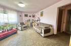 Apartament cu 3 camere si 2 bai la etajul 1 cu centrala zona Soarelui - 3