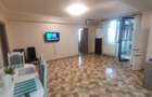 Apartament 4 camere zonă centrală, loc de parcare, locație excelentă - 1