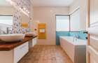 Proprietate in mijlocul naturii - 5