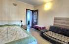 Apartament 3 camere - metrou 1 Dec. - 2