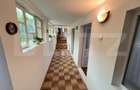 Casa, 4 camere, 400mp, zona Parc