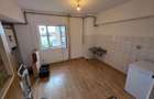 Apartament 4 camere zona Poarta 6
