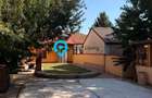 Vilă de vânzare în Sector 4 - 323 mp utili - 10 camere - Giurgiului - 43
