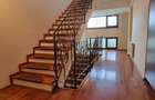 Casa Presei -Petrom City /Vila de inchiriat  /4 dormitoare/mobilata - 17