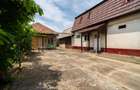 Casa 5 camere - teren 688 mp - Parneava - COMISION 0 - 1