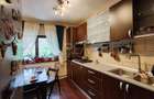 3 camere, decomandat, et 2/8, anvelopat- 13 Septembrie - 11