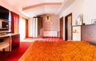 Vila cu 7 camere, curte proprie, loc de parcare, Dumbravita - 4