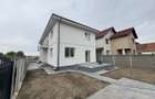 1\2 Duplex Utvin P+E,4Camere,2 Bai,Toate Utilitatile - 4