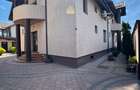 Vila Superba pentru 2 familii /9 Camere /Curte 721 - 2