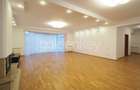 Vilă cu 5 dormitoare | piscina | 550mp gradina | garaj dublu - 4