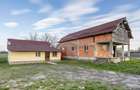 CASĂ CU 3 CAMERE + CASĂ LA ROȘU | TEREN 2056 MP | IRATOȘU - 1