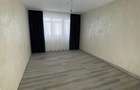 Etaj 2 - Alexandru - Bulevard -  3 camere decomandat - geam la baie - renovat - 1