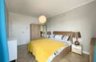Apartament de inchiriat -2 camere + parcare - 15