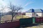 Casa Bradesti , teren  intravilan 7952 mp , deschidere 33 m la DE 70 - 4