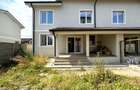 1/2 Duplex 118 mp, teren 268 mp - Chisoda, Str. Bucegi